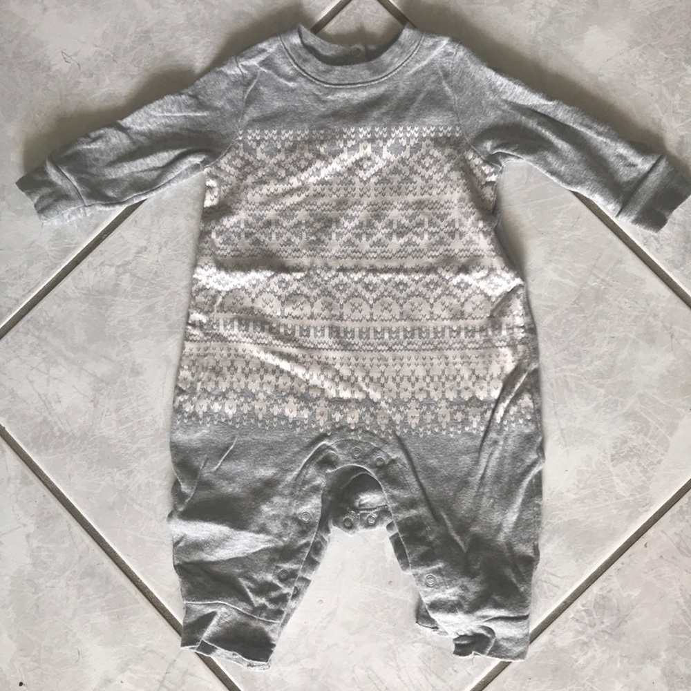 *LAST CALL* GAP gray winter onesie